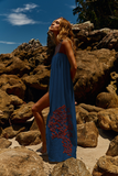 Reposição - Pré-Venda! Vestido Longo Marinho com bordado Vermelho clássico