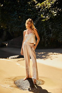 Blusa Alcinha Areia com bordado Bege