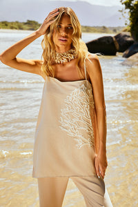 Pré-Venda! Vestido Curto Areia com bordado Bege
