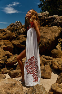 Reposição - Pré-Venda! Vestido Longo Off White com bordado Vermelho Clássico