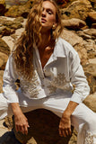 Reposição - Pré-Venda! Camisa Off White com bordado Bege