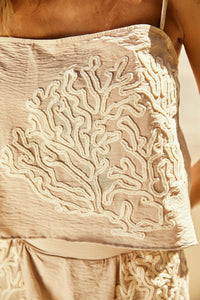 Blusa Alcinha Areia com bordado Bege