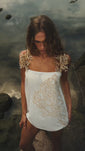 Stories de Reposição - Pré-Venda! Vestido Curto Off White com bordado Bege