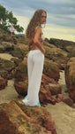 Stories de Calça Flare Off White com bordado Turquesa