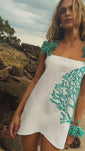 Stories de Reposição - Pré-Venda! Vestido Curto Off White com bordado Turquesa