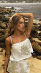 Stories de Blusa Alcinha Off White com bordado Bege