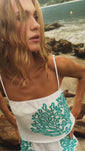 Stories de Blusa Alcinha Off White com bordado Turquesa